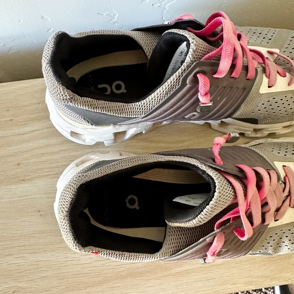 On Running | Cloudswift 3 Mesh Running Sneakers in Grey Pink size 8 - Picture 5 of 7